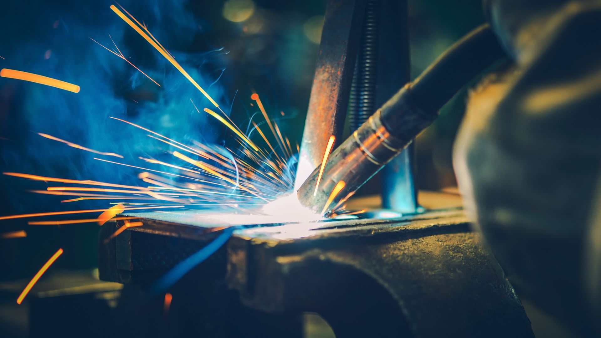 custom-metal-sculpture-fabrication